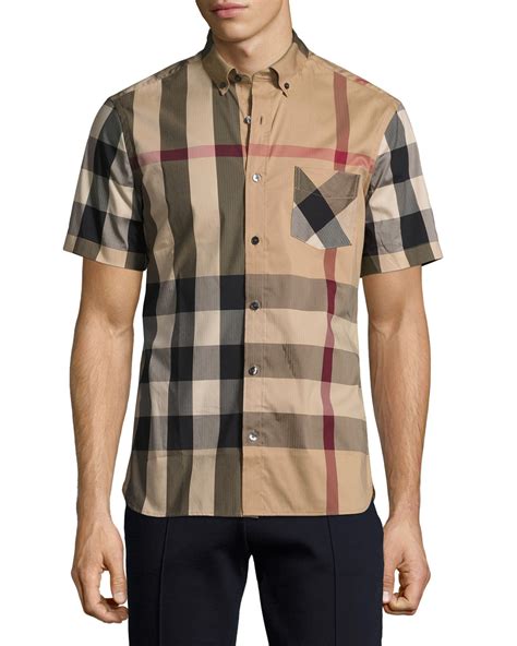 burberry t shirt short sleeve black|Burberry short sleeve shirt men.